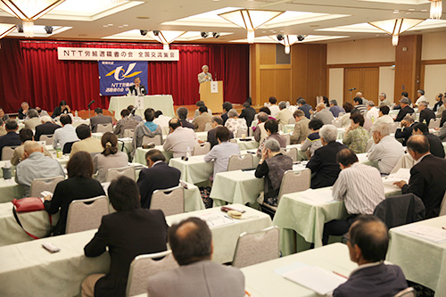 代表して挨拶する石原会長