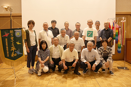 情報労連まとめ集会に参加する中央協からの派遣者、広島県支部協、オブ参加者　写真