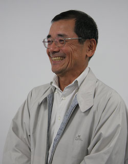 川端邦彦氏